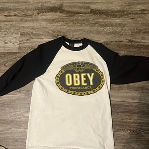 Obey tshirt